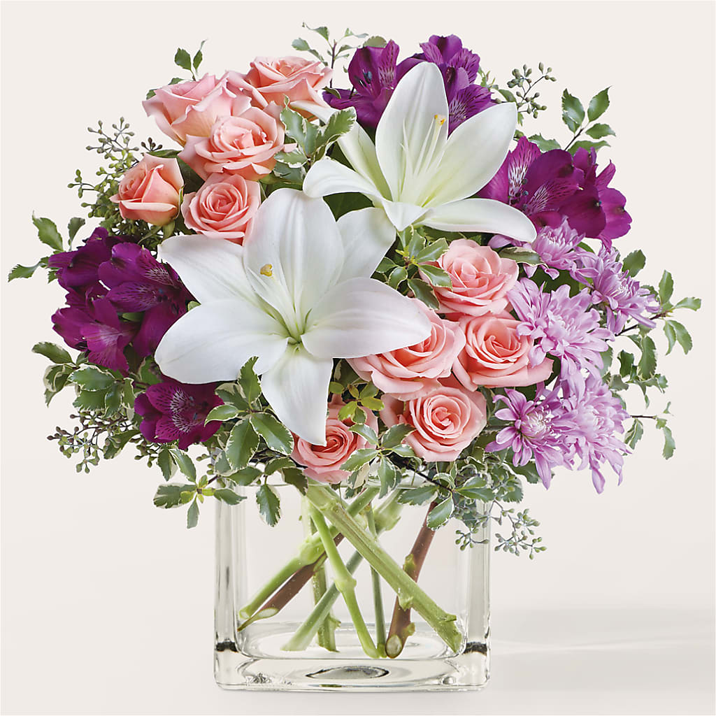 Mani Pedi Bouquet – Ashland Floral Gardens Llc, Ashland OH