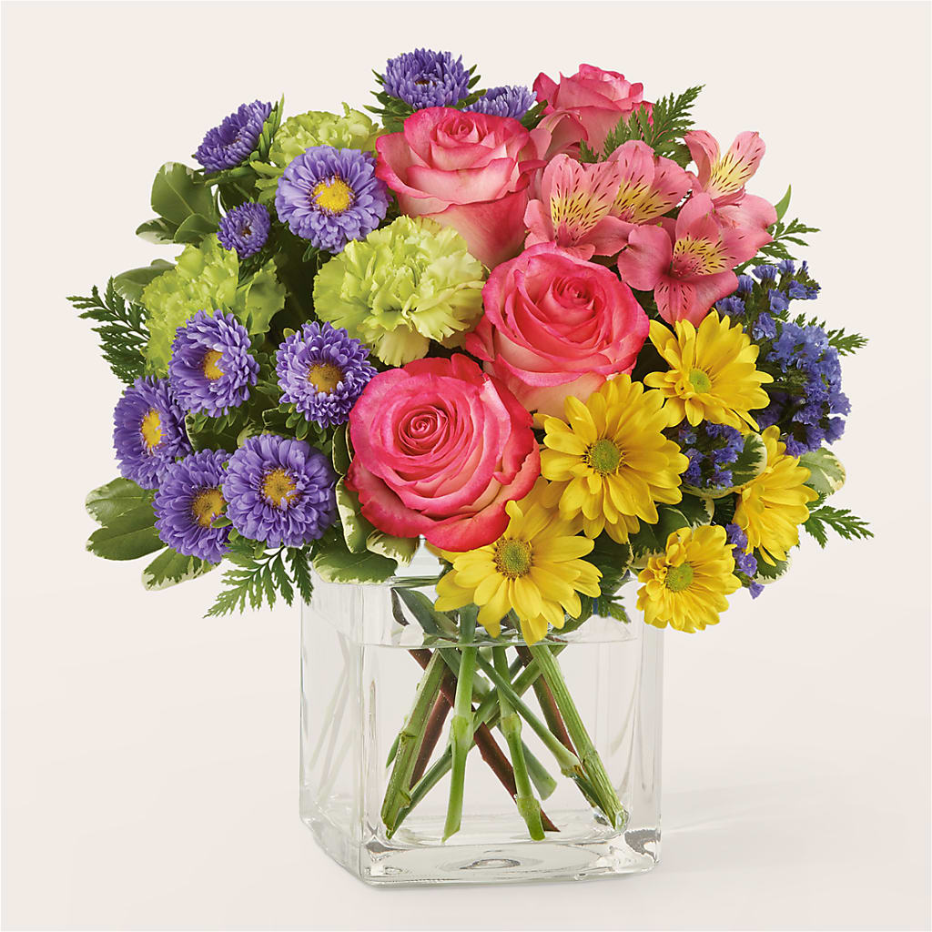Candy Jar Bouquet – Ashland Floral Gardens Llc, Ashland OH