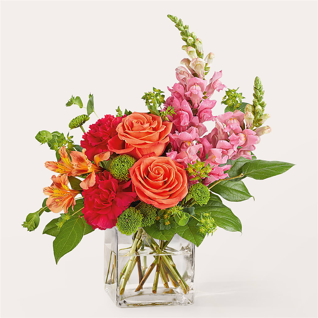Cosmopolitan Bouquet – Ashland Floral Gardens Llc, Ashland OH