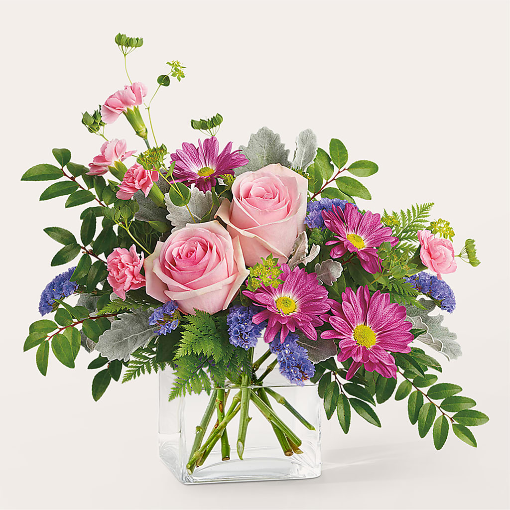 Starlet Bouquet – Ashland Floral Gardens Llc, Ashland OH
