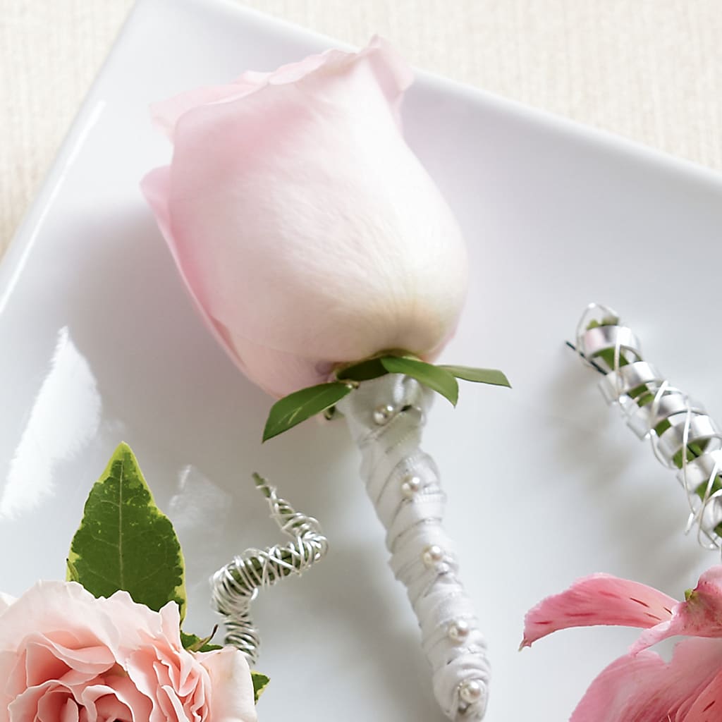 Pink Rose Boutonniere – Ashland Floral Gardens Llc, Ashland OH