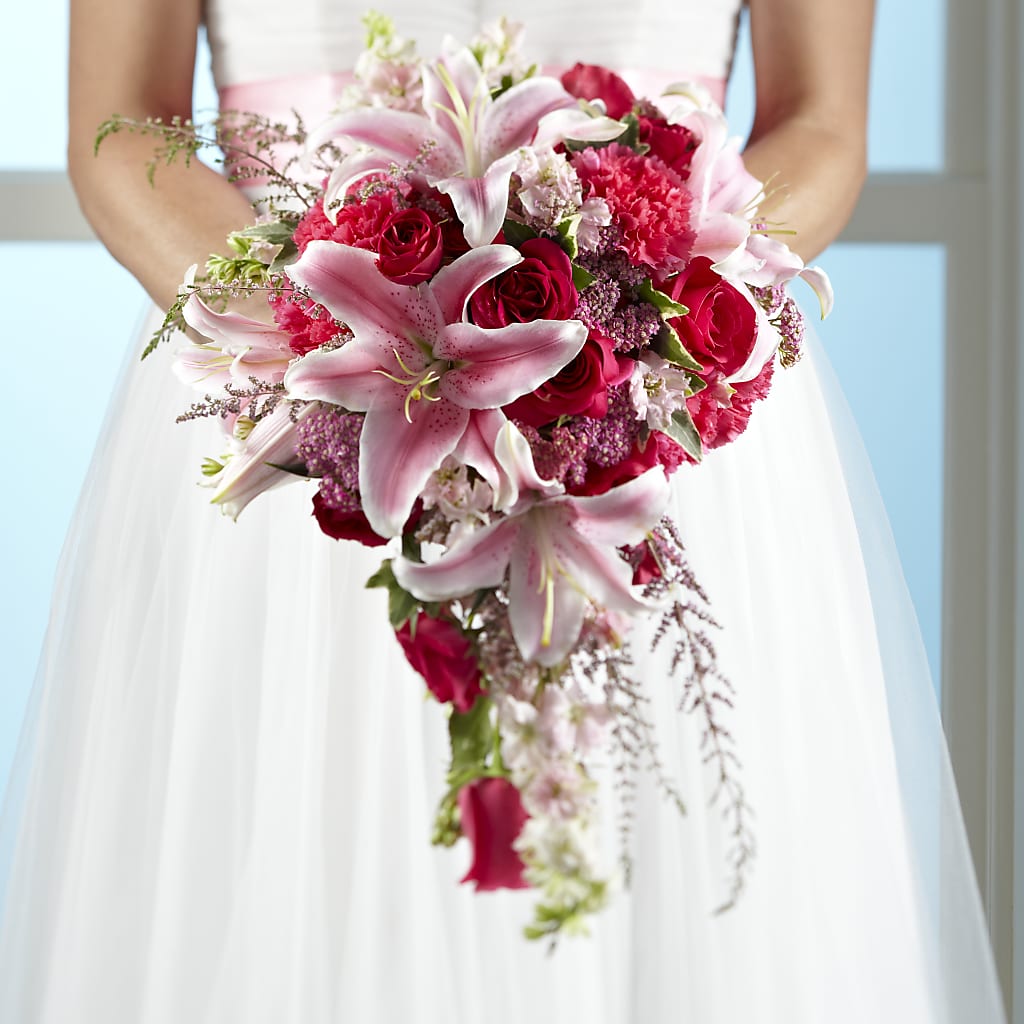 Lily & Rose Bouquet – Ashland Floral Gardens Llc, Ashland OH