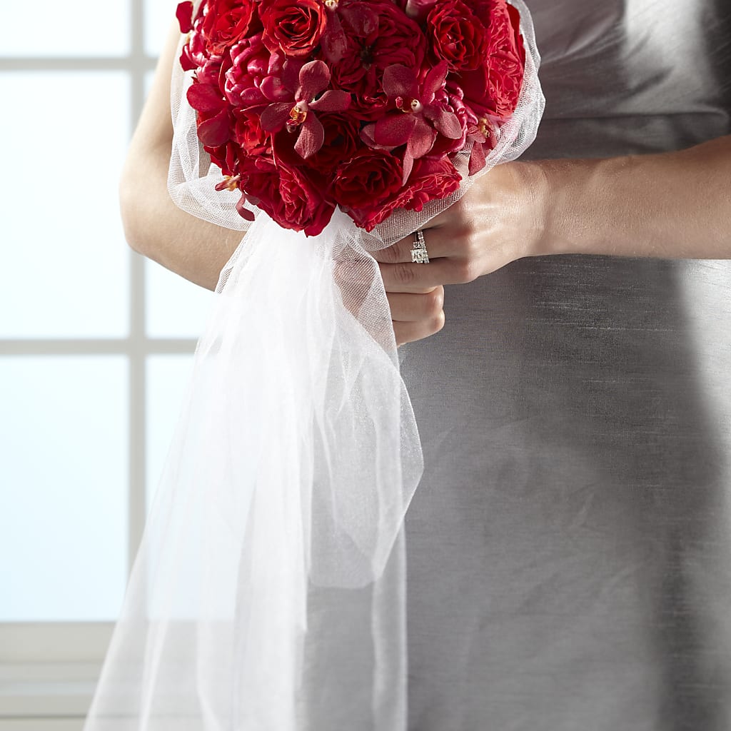 Desire Bouquet – Ashland Floral Gardens Llc, Ashland OH