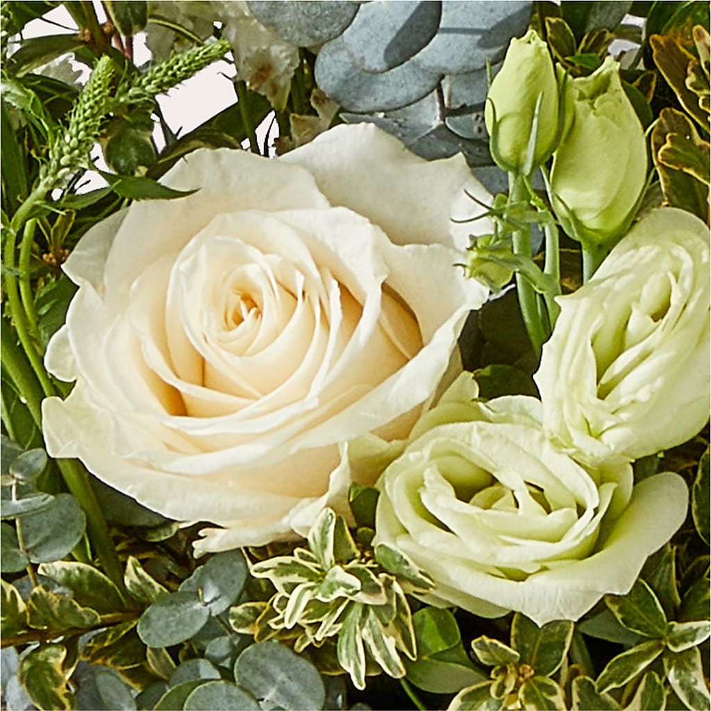Cashmere Bouquet –  Ashland Floral Gardens Llc, Ashland OH