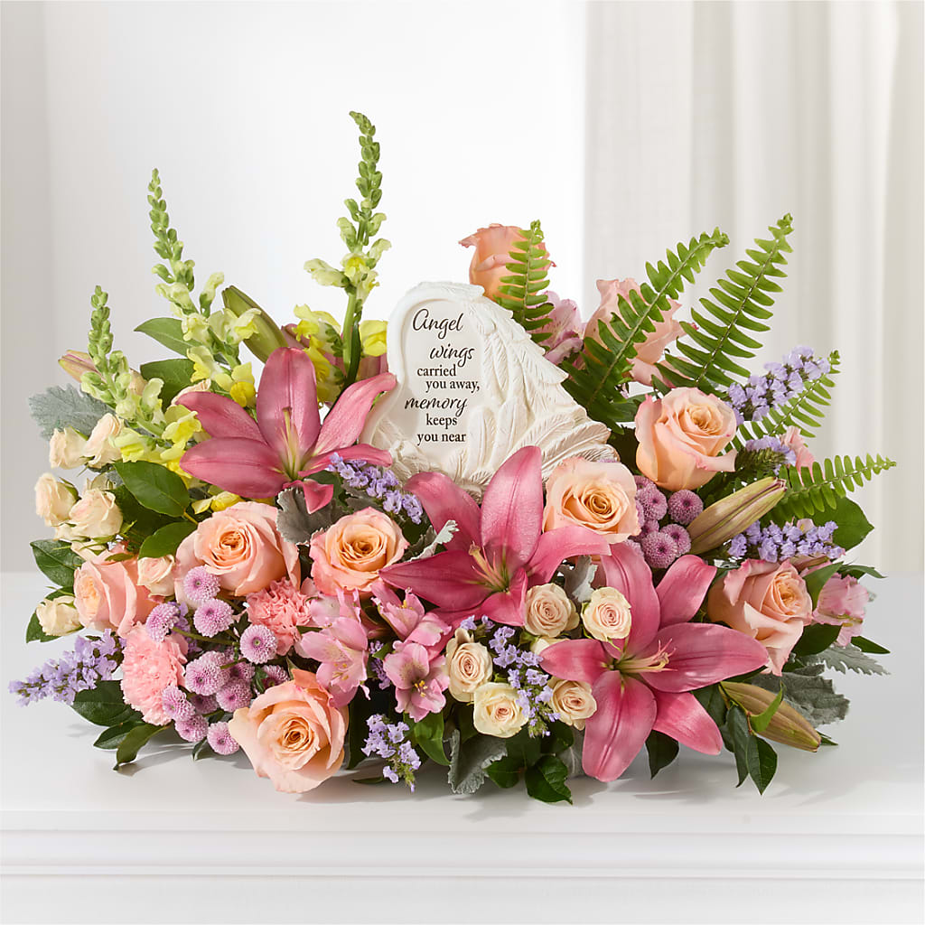 Gentle Light Arrangement –  Ashland Floral Gardens Llc, Ashland OH