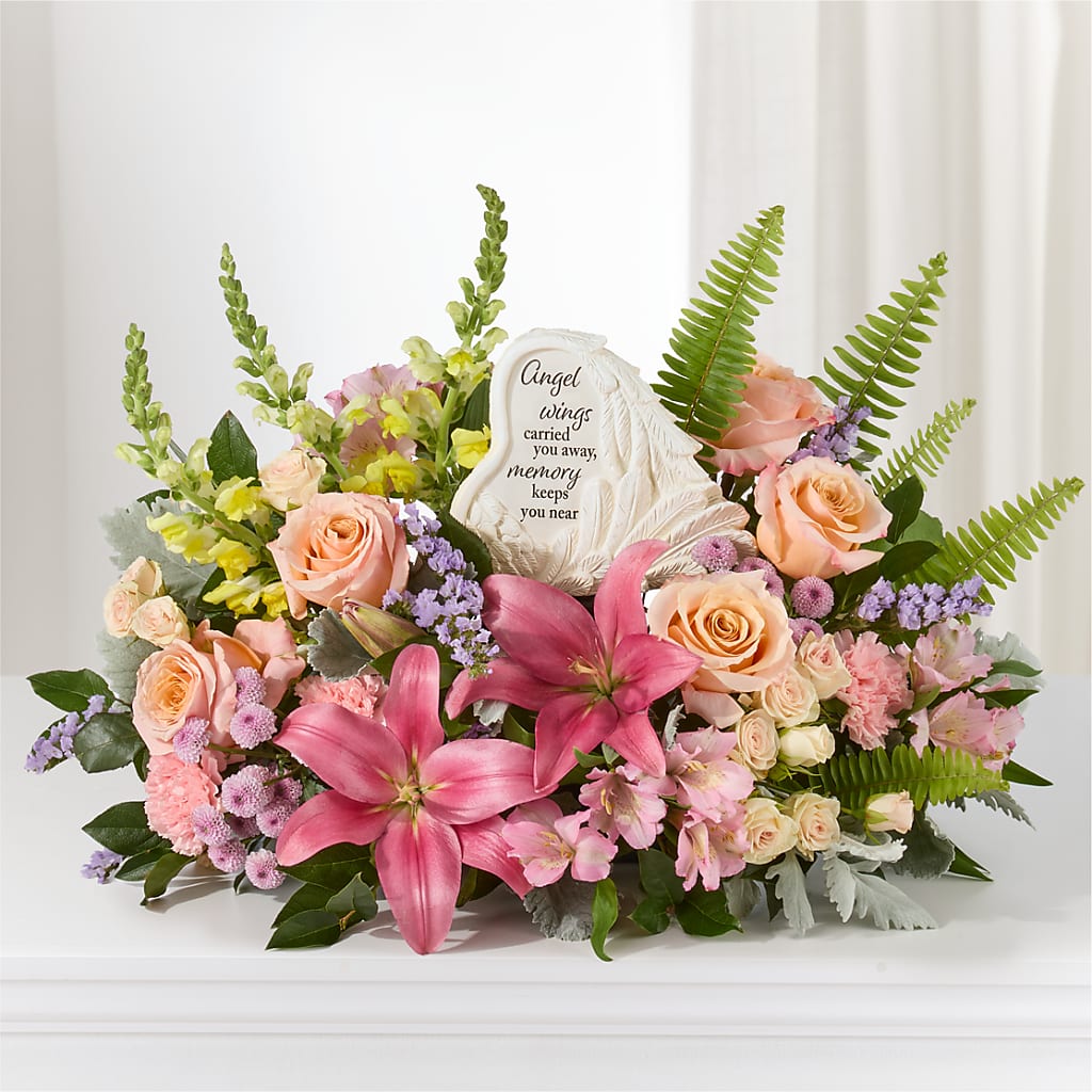 Gentle Light Arrangement –  Ashland Floral Gardens Llc, Ashland OH