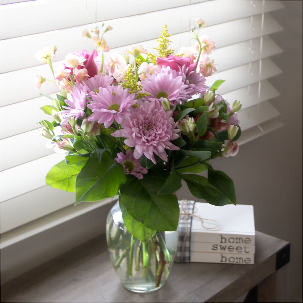 Pastel Tradition - A Florist Original –  Ashland Floral Gardens Llc, Ashland OH