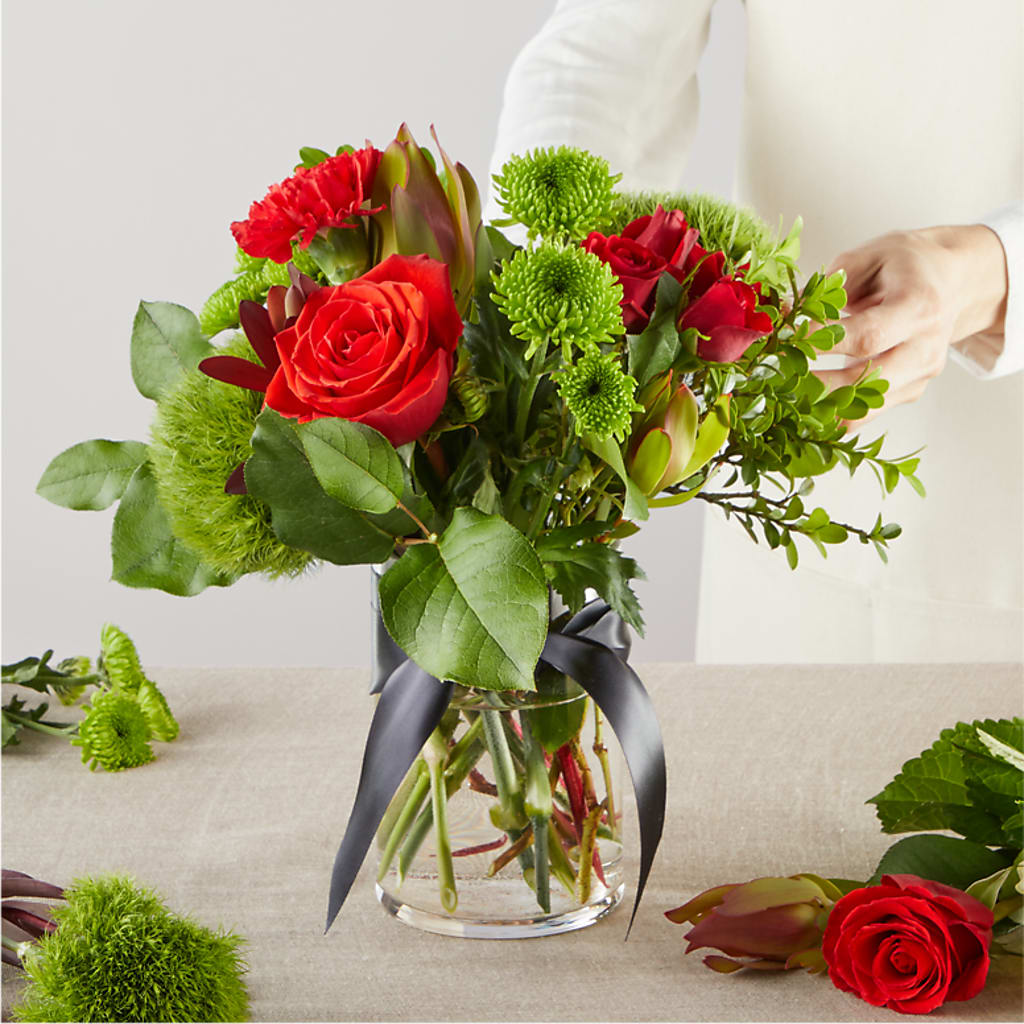 Heritage Kindle – A Florist Original –  Ashland Floral Gardens Llc, Ashland OH