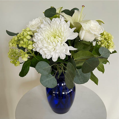 Snowy Dreams Bouquet –  Ashland Floral Gardens Llc, Ashland OH