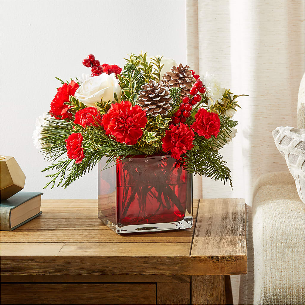 Christmas Market Bouquet –  Ashland Floral Gardens Llc, Ashland OH