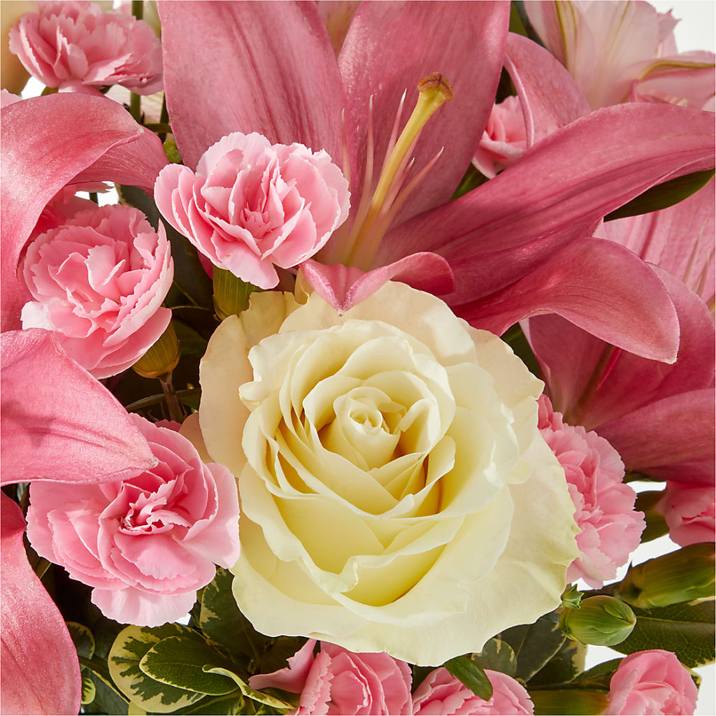 Piece of Cake Bouquet –  Ashland Floral Gardens Llc, Ashland OH