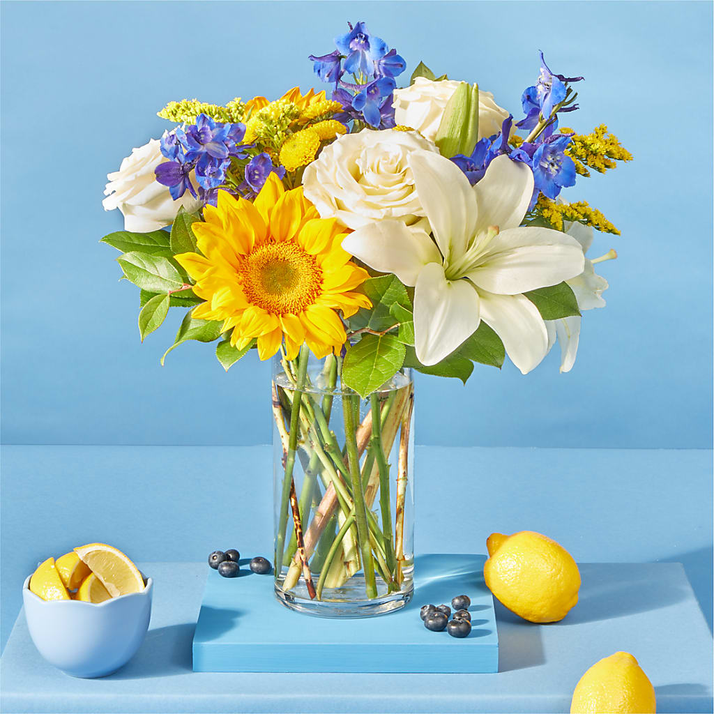 Stargazing Bouquet –  Ashland Floral Gardens Llc, Ashland OH