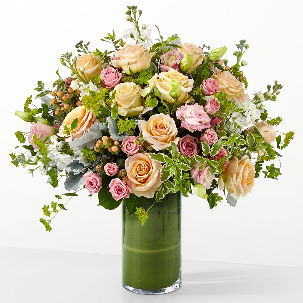 The Glamour Shot –  Ashland Floral Gardens Llc, Ashland OH