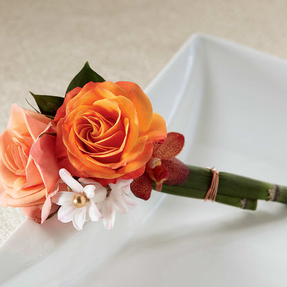 Sunset Dream Boutonniere –  Ashland Floral Gardens Llc, Ashland OH