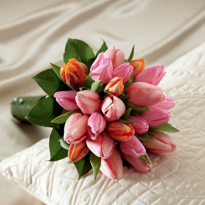 Embraceable Bouquet –  Ashland Floral Gardens Llc, Ashland OH