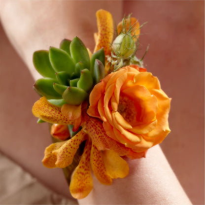 Irresistible Love Wrist Corsage –  Ashland Floral Gardens Llc, Ashland OH
